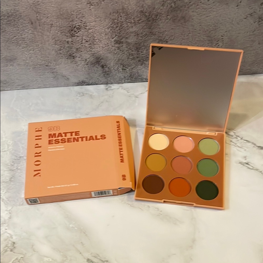 Morphe 9 B Matte Essentials Artistry Eyeshadow Palette NIB